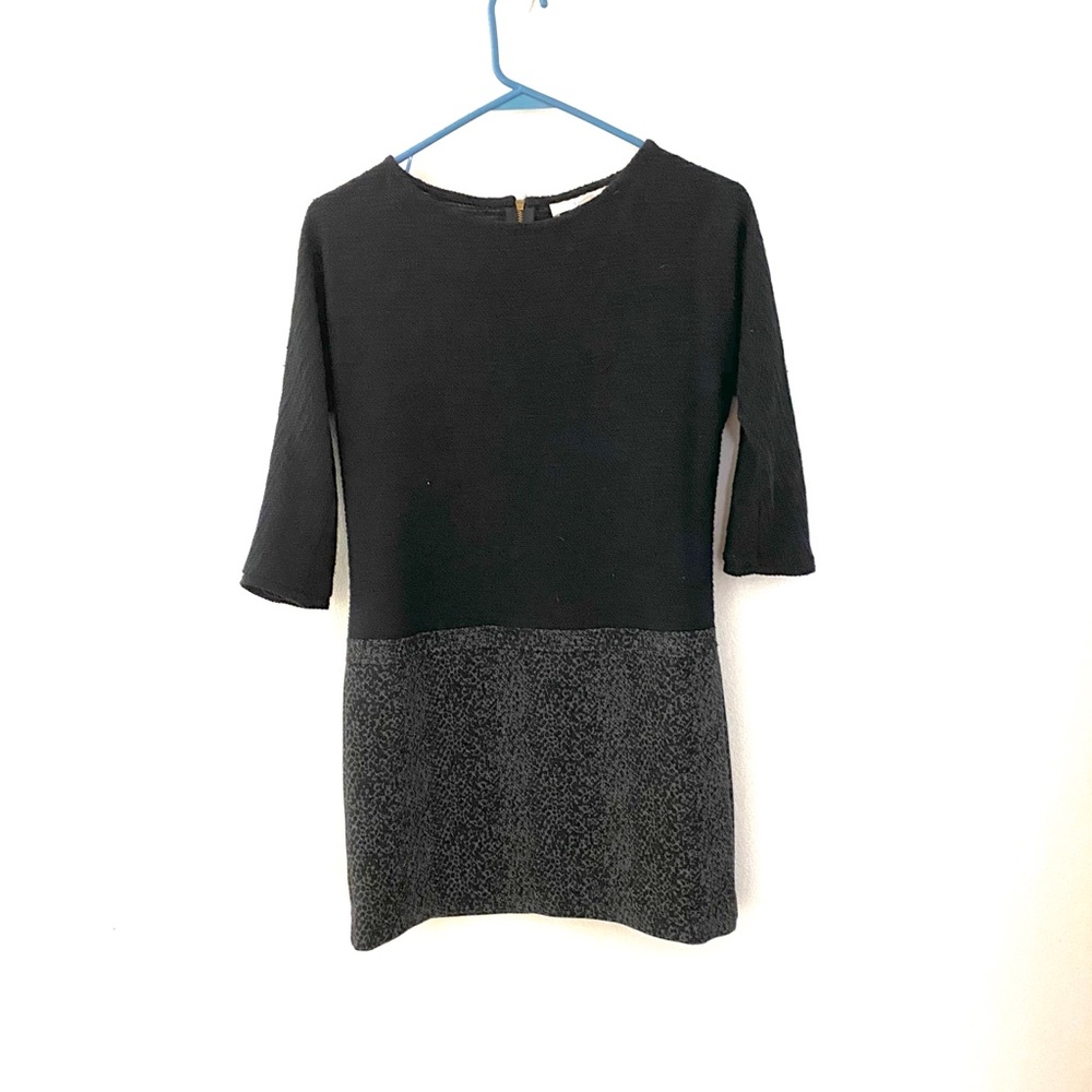 Monochrome curve-hugging dress